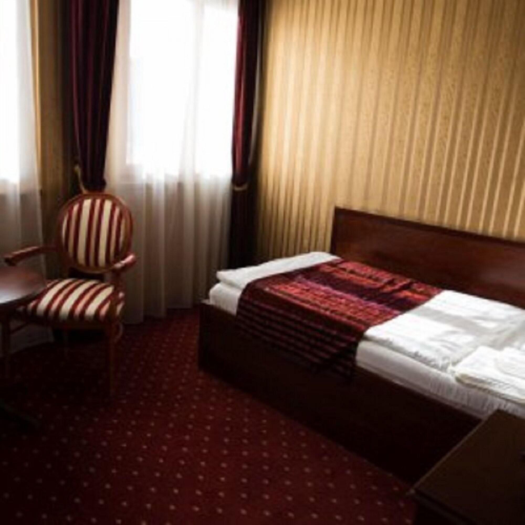 Hotel Obester Debrecen Dış mekan fotoğraf