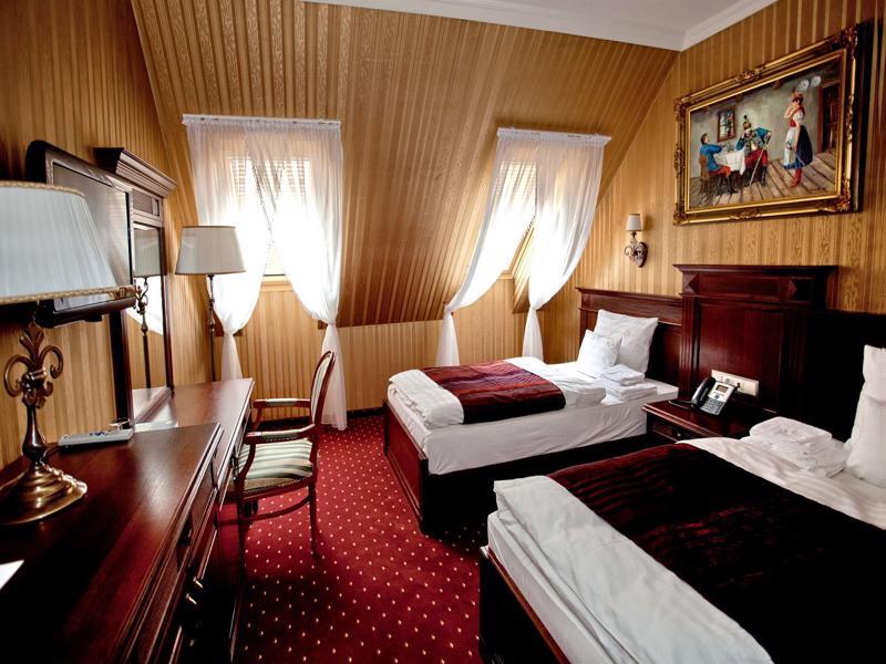 Hotel Obester Debrecen Dış mekan fotoğraf