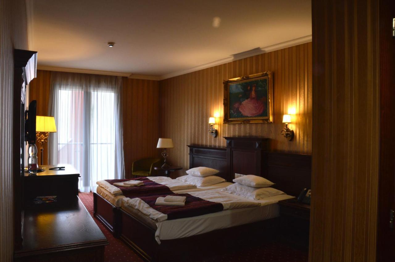 Hotel Obester Debrecen Dış mekan fotoğraf