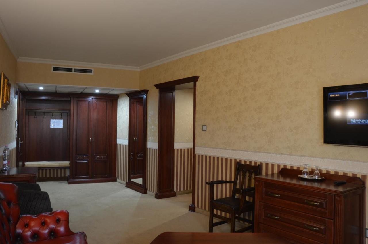 Hotel Obester Debrecen Dış mekan fotoğraf