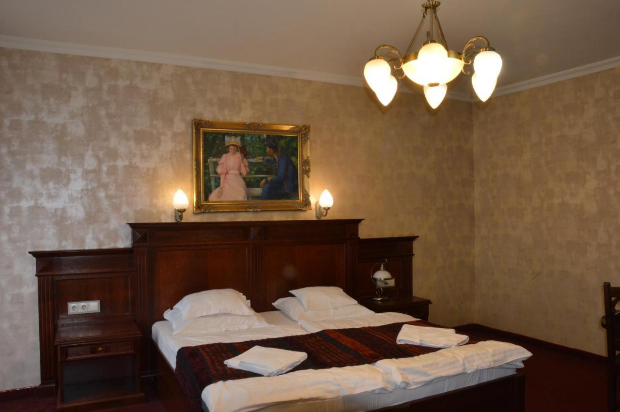 Hotel Obester Debrecen Dış mekan fotoğraf